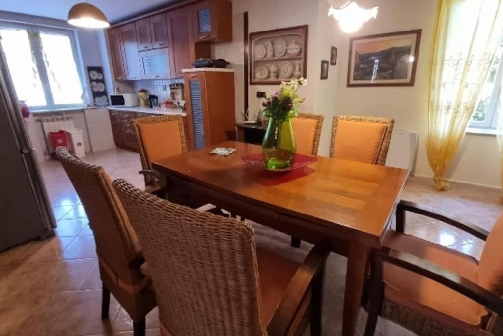 Villa Rita Giugliano In Campania Extérieur photo